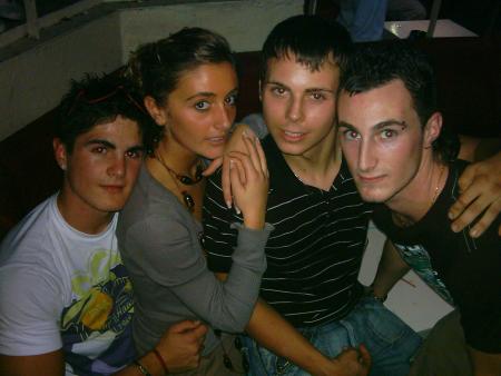 MiCkA ,MoI,PoUsSiN,PiERRo